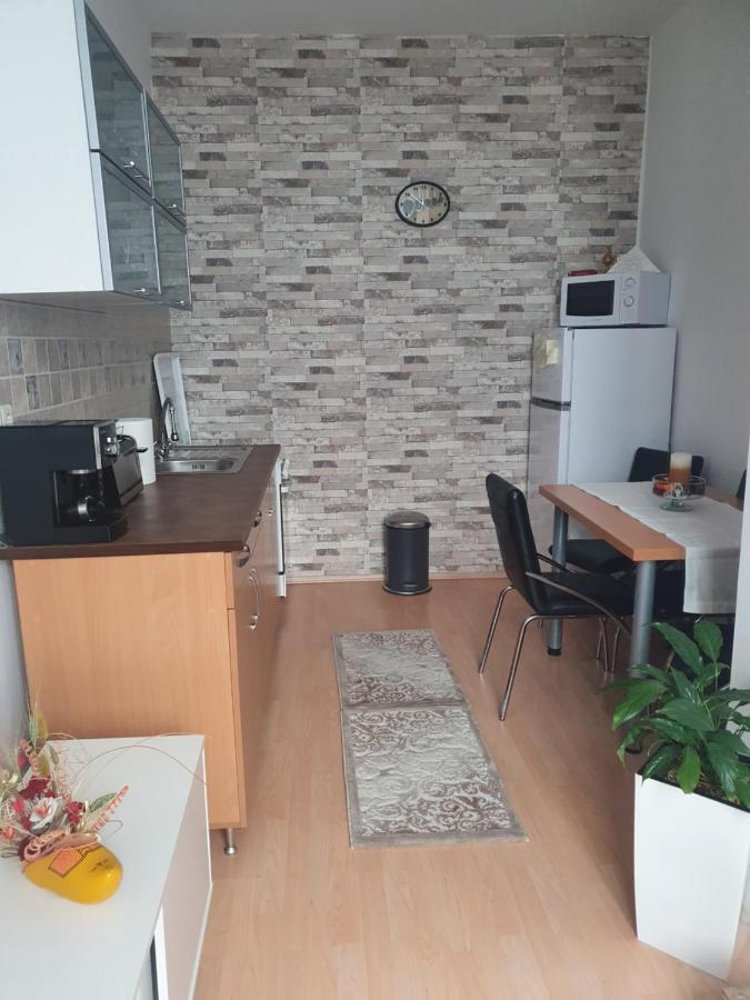 Sunset Apartament Apartment Брашов Екстериор снимка