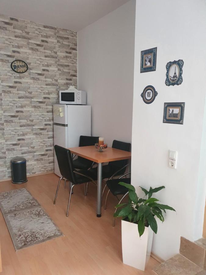 Sunset Apartament Apartment Брашов Екстериор снимка
