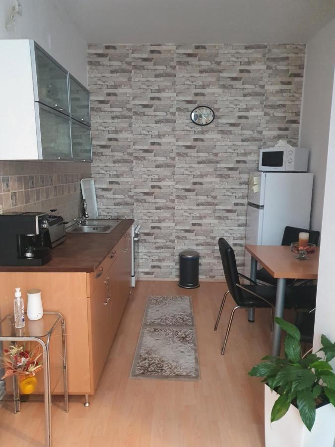 Sunset Apartament Apartment Брашов Екстериор снимка